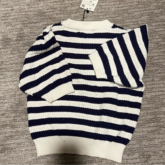 Zara sweater - Picture 3 of 3